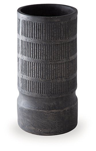 Beninworth Vase